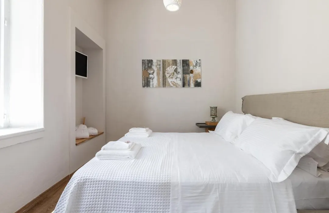 Geant Suites Mykonos-1